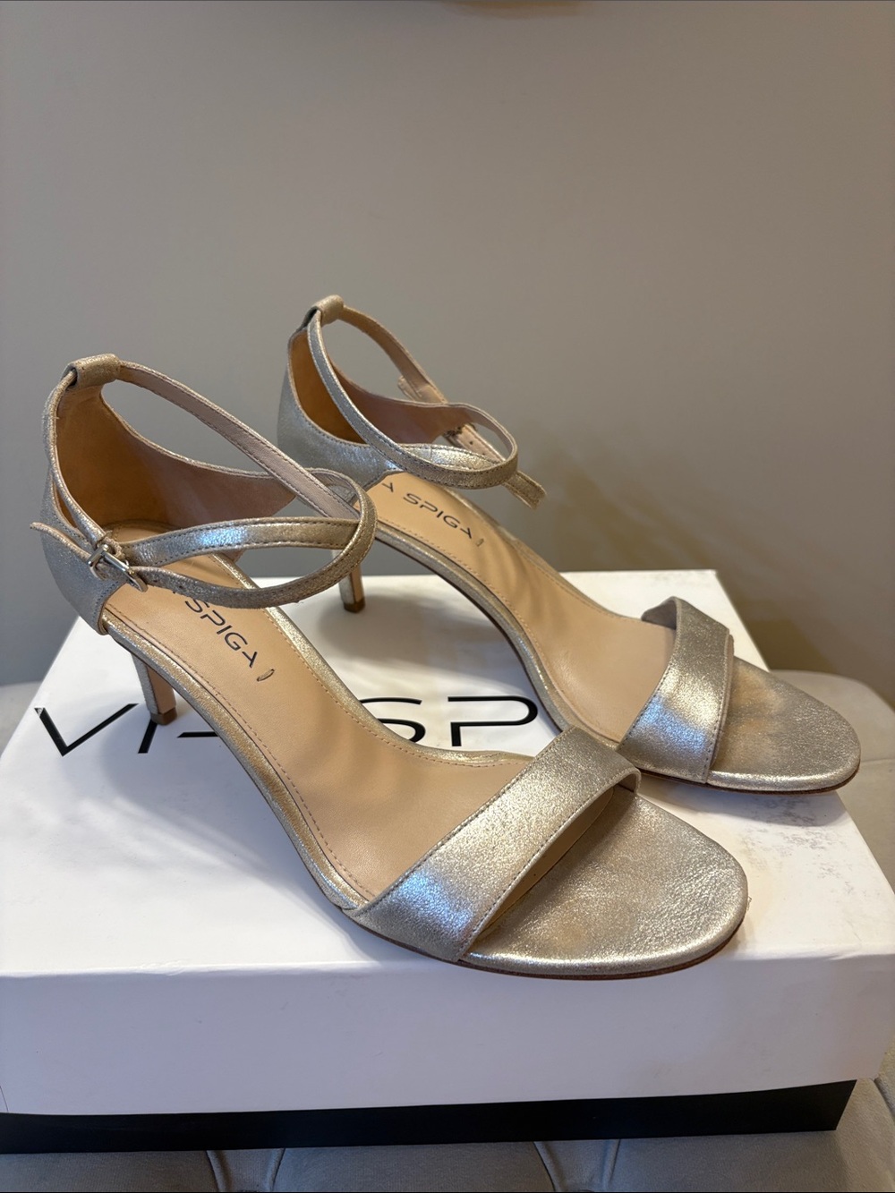 VIA SPIGA, Leesa Platinum Heeled Sandal, Sz 8.5